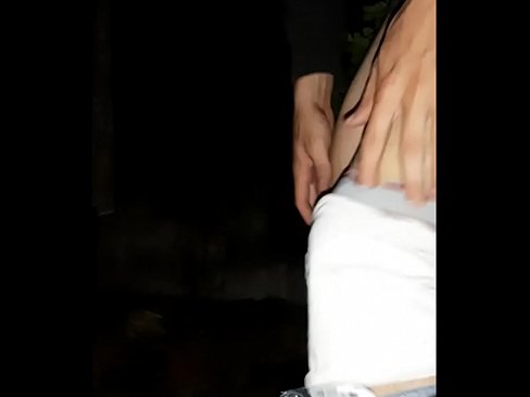 ❤️ Neidiodd fy nghymydog ar fy wal cwarantîn ☑Porno ar cy.xxxifuck.ru